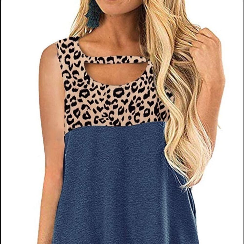 🎁NWOT LEOPARD PRINT CUT OUT COLOR BLOCK TUNIC - Picture 2 of 9